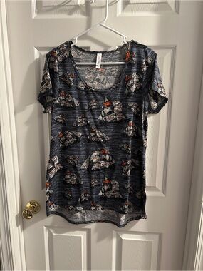 LuLaRoe Short Sleeve Scoop Neck Top in Navy with Ships
